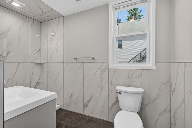 311 Central St 1, Saugus, MA 01906