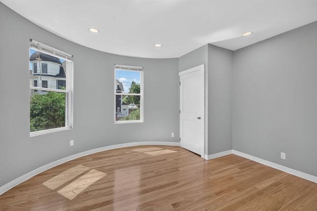 311 Central St 1, Saugus, MA 01906