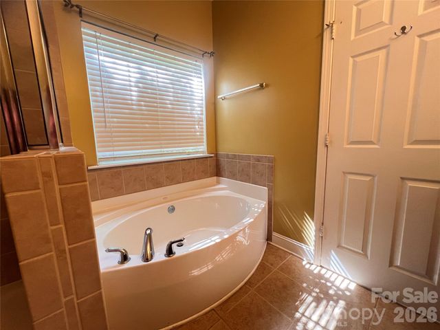 327 Annaberg Lane, Monroe, NC 28110