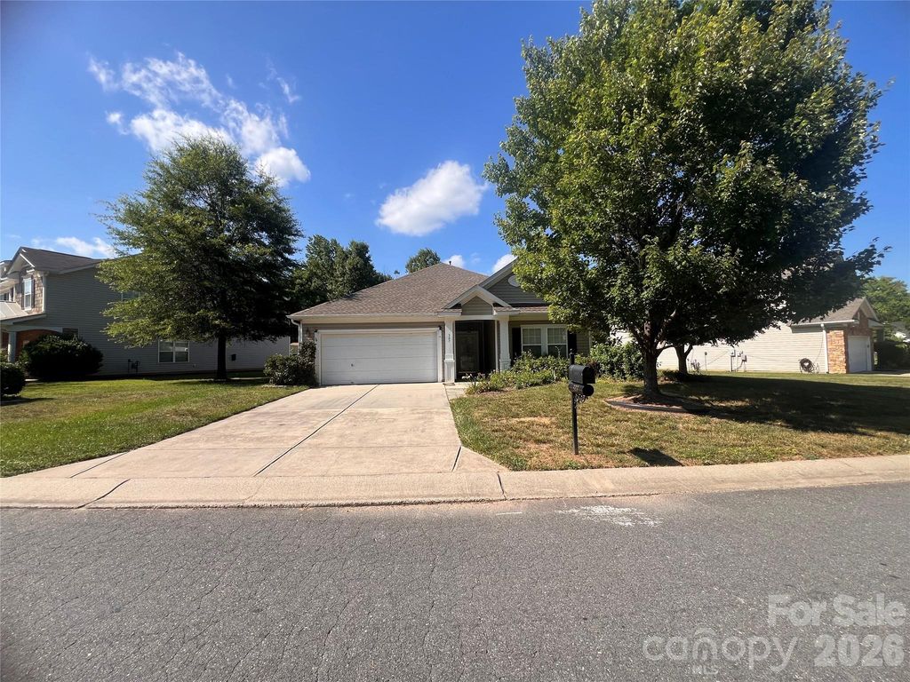 327 Annaberg Lane, Monroe, NC 28110