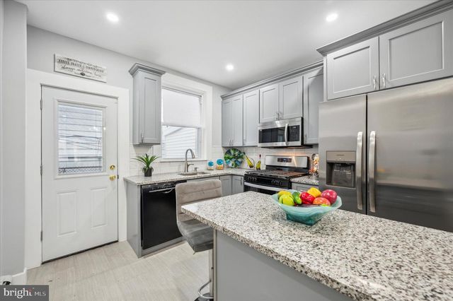2916 W NORRIS ST, Philadelphia, PA 19121