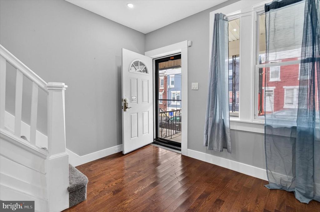 2916 W NORRIS ST, PHILADELPHIA, PA 19121 — photo 4