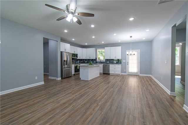 567 Martin Luther King Jr. Dr., Jefferson, GA 30549