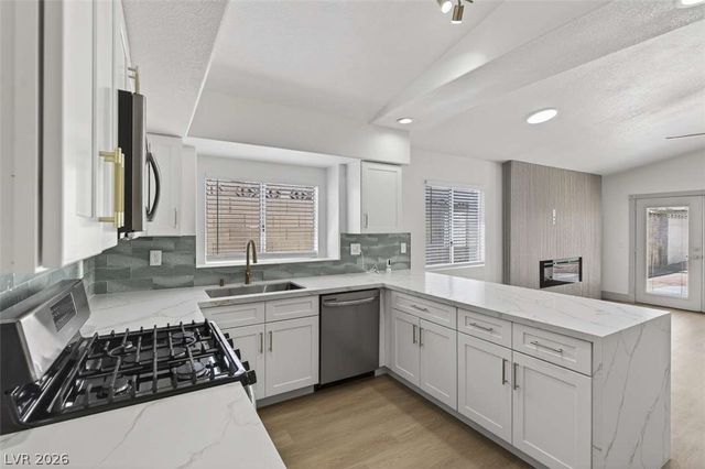 3825 Debussy Way, North Las Vegas, NV 89032