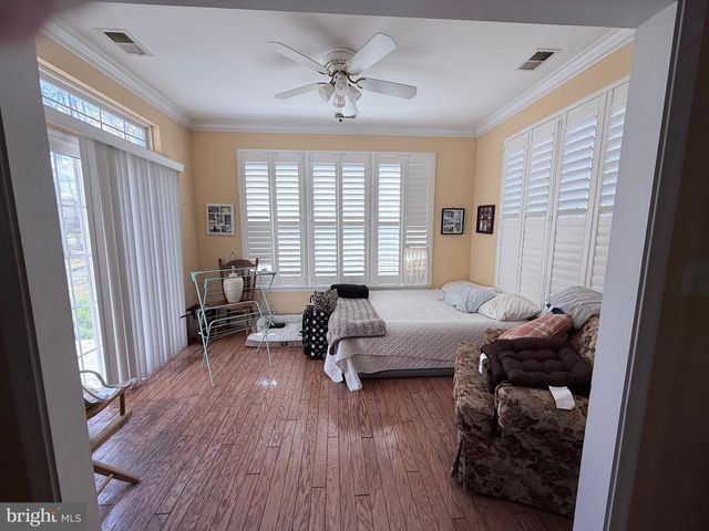 179 BREWSTER DR, Absecon, NJ 08205