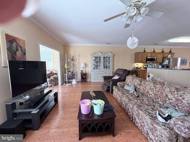 179 BREWSTER DR, Absecon, NJ 08205
