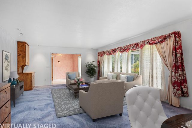 506 La Tierra Dr, Angwin, CA 94508