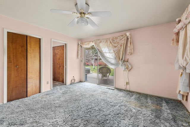 506 La Tierra Dr, Angwin, CA 94508