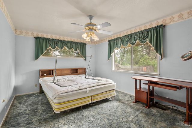 506 La Tierra Dr, Angwin, CA 94508