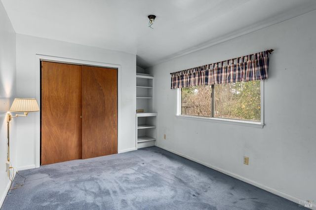 506 La Tierra Dr, Angwin, CA 94508