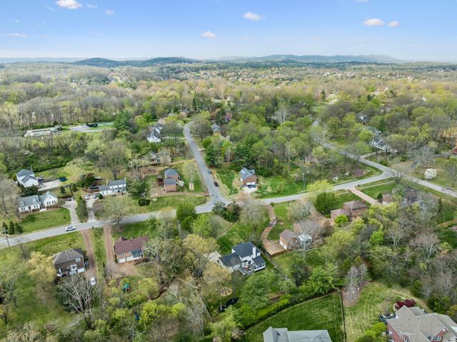 1508 Pinkerton Rd, Brentwood, TN 37027