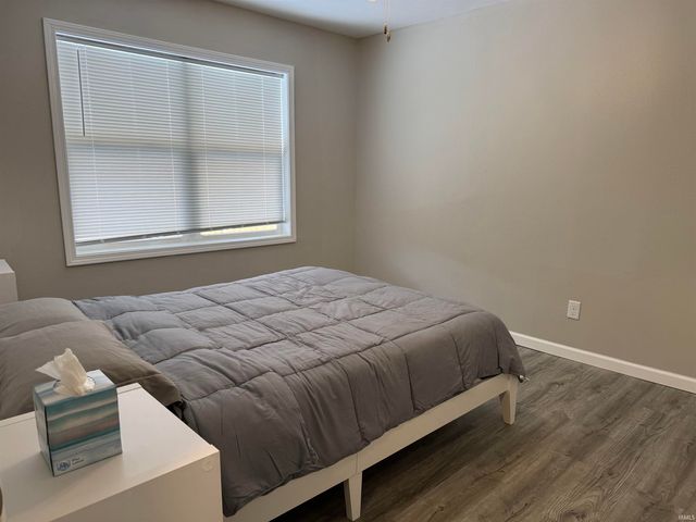 145 E Willow Drive, South Bend, IN 46637