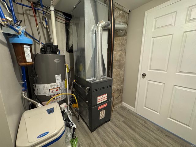 145 E Willow Drive, South Bend, IN 46637