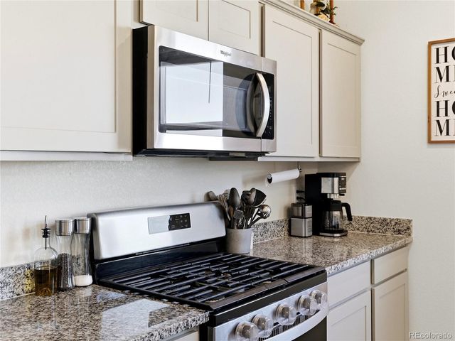 201 Raven Lane, Johnstown, CO 80534