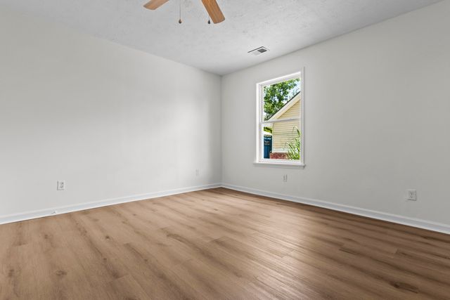 103 W Brown Street, Nicholasville, KY 40356