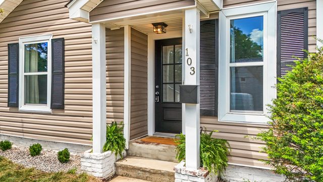 103 W Brown Street, Nicholasville, KY 40356