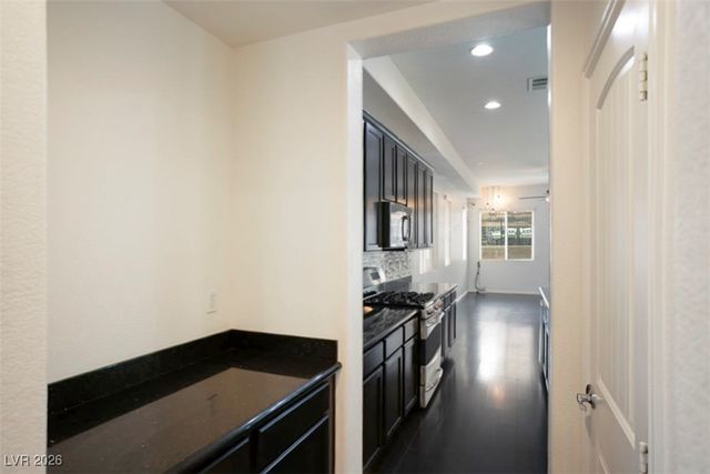 6561 Grand Concourse Street, Las Vegas, NV 89166