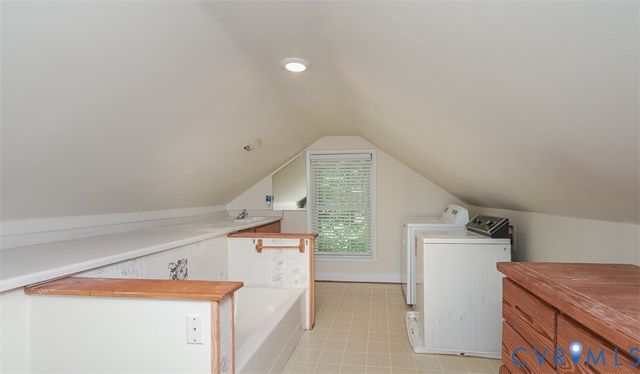 6621 Dogwood Dr, Quinton, VA 23141