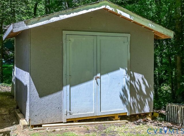 6621 Dogwood Dr, Quinton, VA 23141