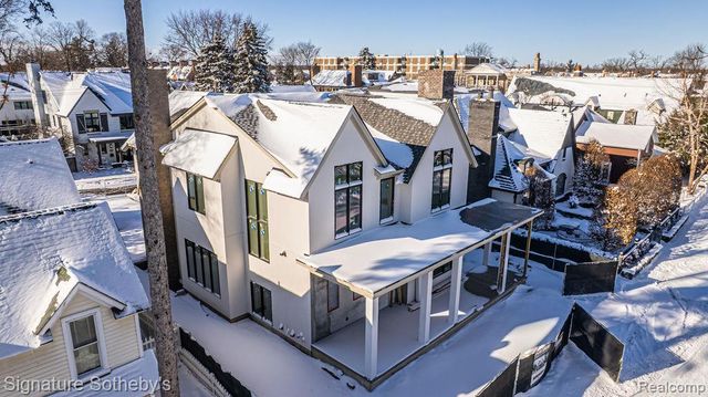 572 Stanley Boulevard, Birmingham, MI 48009