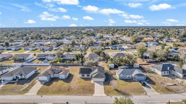 2436 AINSWORTH AVENUE, Deltona, FL 32738