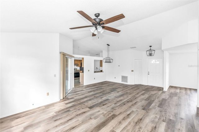 2436 AINSWORTH AVENUE, Deltona, FL 32738