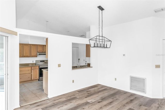 2436 AINSWORTH AVENUE, Deltona, FL 32738