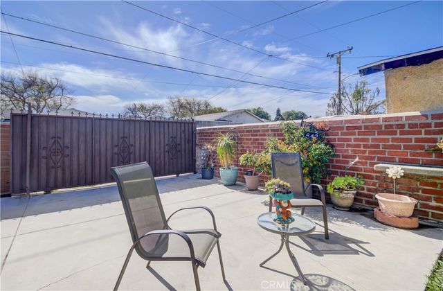 642 E 136th Street, Los Angeles, CA 90059