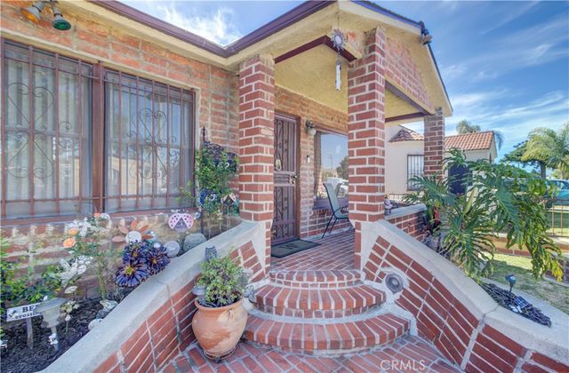 642 E 136th Street, Los Angeles, CA 90059