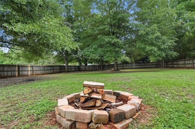653 Blair Court, Bethlehem, GA 30620