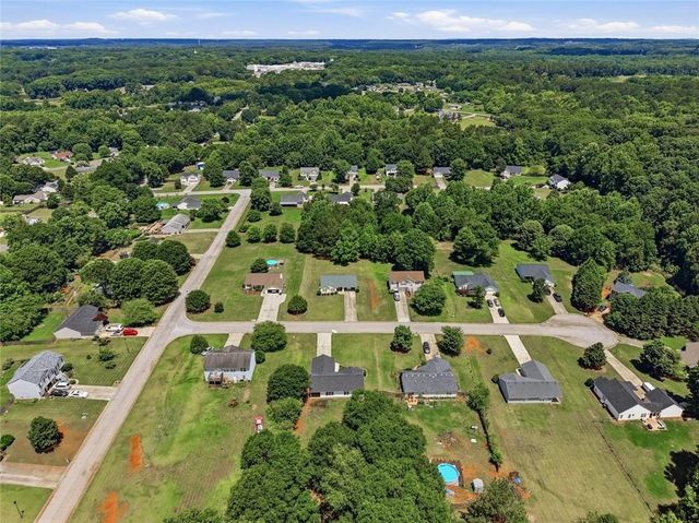 653 Blair Court, Bethlehem, GA 30620