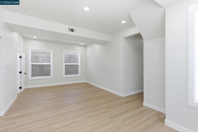 235 E Knoles Way, Stockton, CA 95204