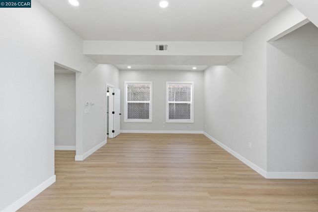 235 E Knoles Way, Stockton, CA 95204