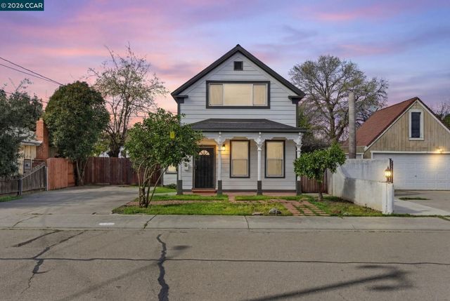 235 E Knoles Way, Stockton, CA 95204