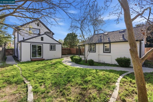 235 E Knoles Way, Stockton, CA 95204