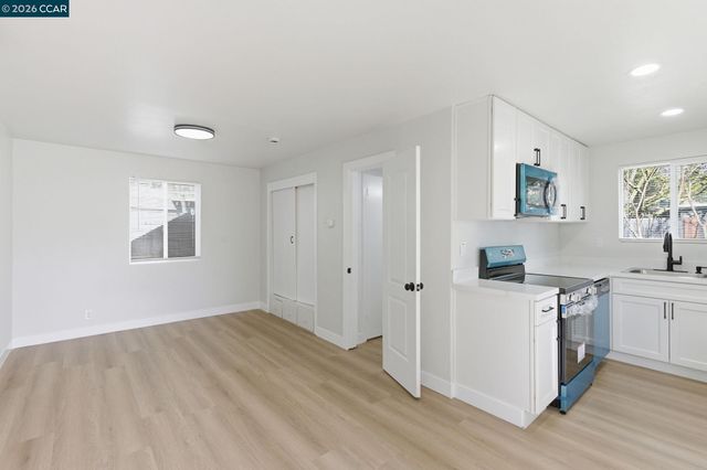 235 E Knoles Way, Stockton, CA 95204