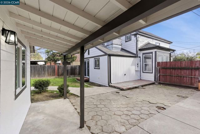 235 E Knoles Way, Stockton, CA 95204
