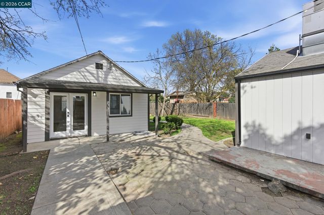 235 E Knoles Way, Stockton, CA 95204