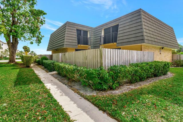 311 3rd Way, West Palm Beach, FL 33407
