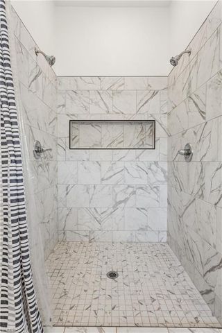 909 Douglas Eley LN, Chesapeake, VA 23322