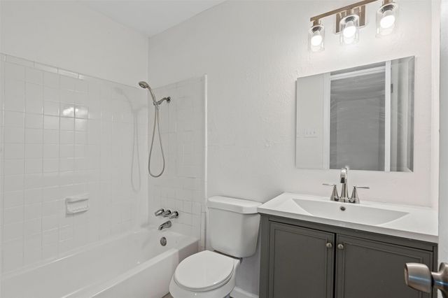 3722 Pinebrook Drive, Dallas, TX 75241