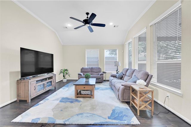 8927 Summer Iris Trail, Cypress, TX 77433