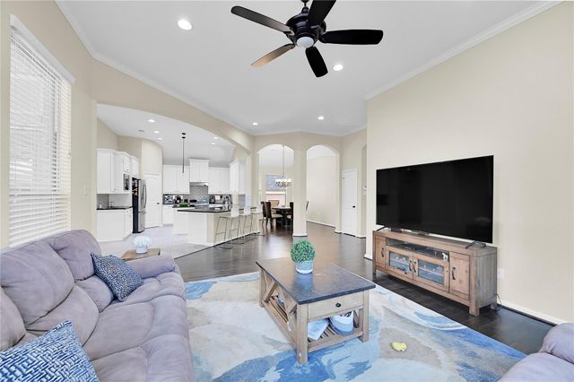 8927 Summer Iris Trail, Cypress, TX 77433