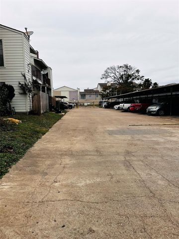 10501 South Drive 286, Houston, TX 77099