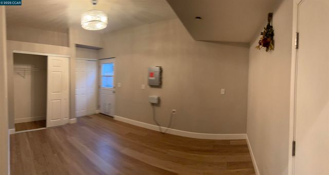 725 Frazier Dr, Oakley, CA 94561