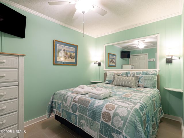 40 Folly Field Rd Apt C246, Hilton Head Island, SC 29928