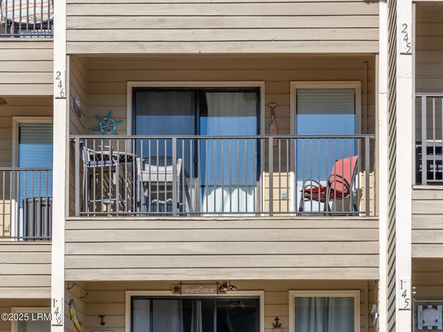 40 Folly Field Rd Apt C246, Hilton Head Island, SC 29928