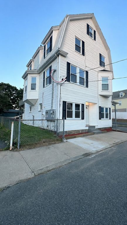 2 Osborne 1, Peabody, MA 01960