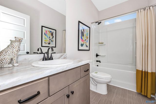 20158 Nightingale Drive, Athens, AL 35611