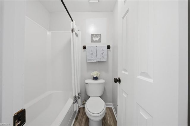 1320 Pershing CT, Virginia Beach, VA 23453